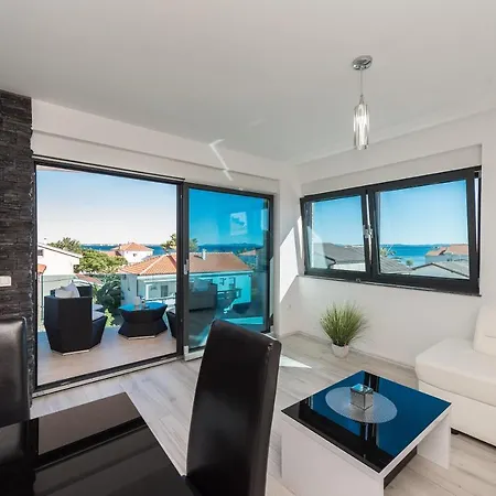 Luxury Vilamaloca شقة