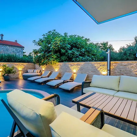 Luxury Vilamaloca شقة