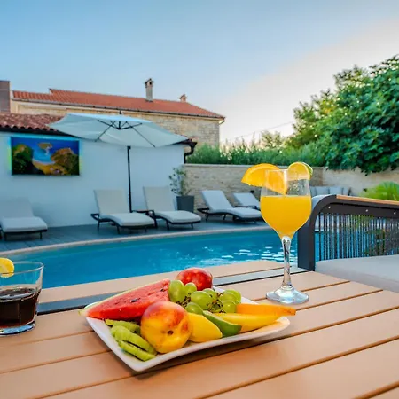 Luxury Vilamaloca شقة