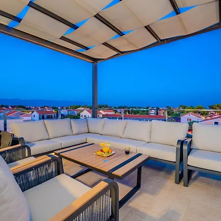 Luxury Vilamaloca شقة