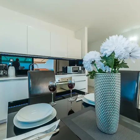 Luxury Vilamaloca * فير