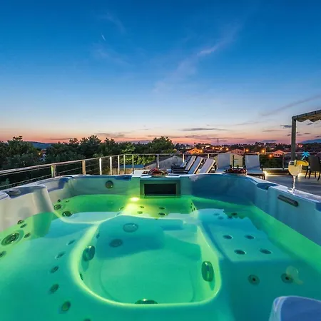 Luxury Vilamaloca شقة *