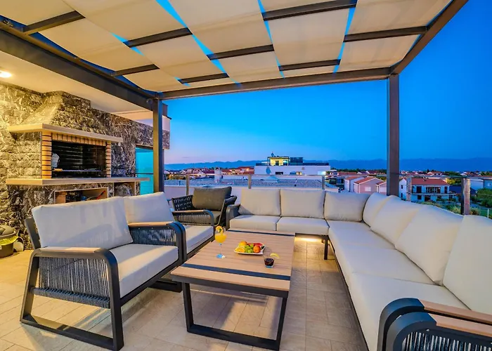 Luxury Vilamaloca * Vir