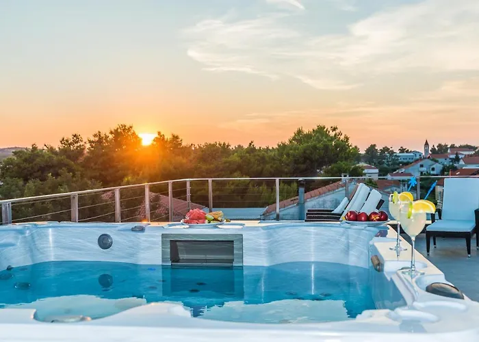 Luxury Vilamaloca *