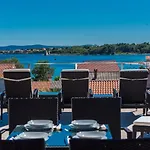 Luxury Vilamaloca * Vir