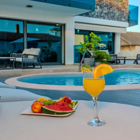 Luxury Vilamaloca *