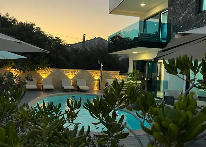 Апартаменты Luxury Vilamaloca Вир