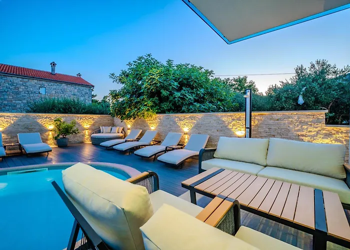 Luxury Vilamaloca Апартаменты