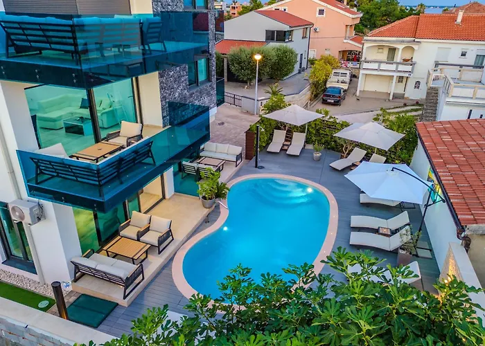 Luxury Vilamaloca * Вир