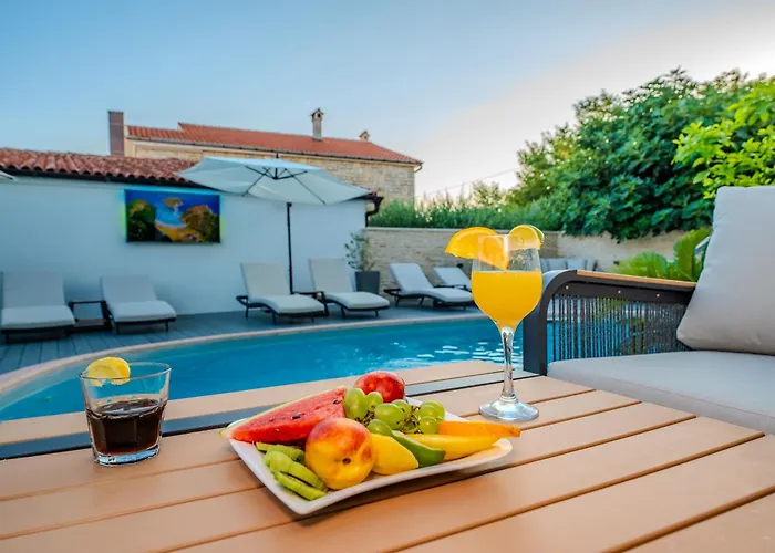 Luxury Vilamaloca Апартаменты