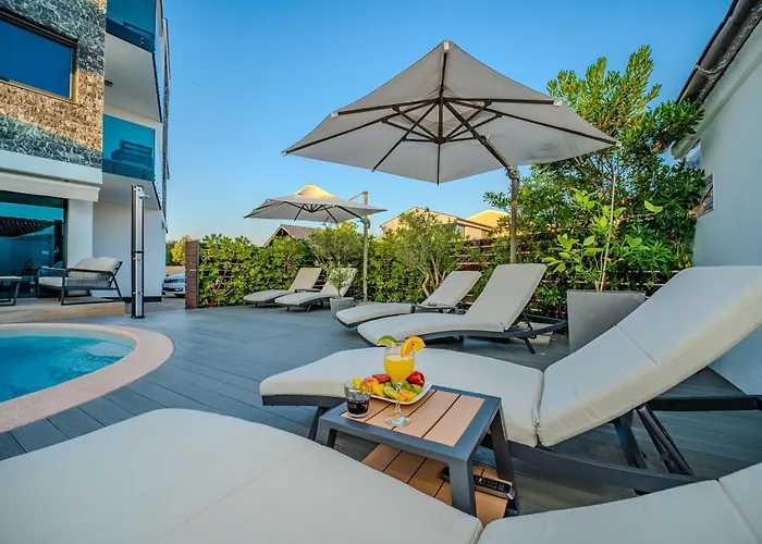 Апартаменты Luxury Vilamaloca Вир